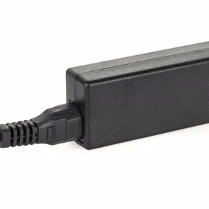 Quer klēpjdatora barošanas adapteris HP Compaq ar barošanas kabeli, 65 W, 18,5 V, 3,5 A, 4,8 × 1,7 mm