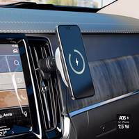 SBS TESUPP15WRETRACABL bezvadu lādētājs – viedtālruņa turētājs ar izbīdāmu kabeli, saderīgs ar MagSafe – melns