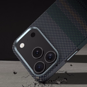 Чехол Benks Magnetic Armor Pro Aurora Kevlar 600D (C070) для iPhone 17 Pro Max