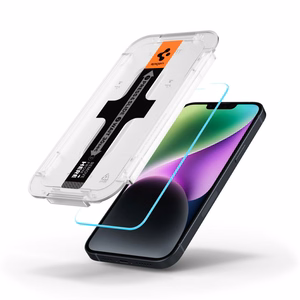 Spigen Glas.tR EZ Fit rūdītais stikls iPhone 13 / 13 Pro / 14 / 16e