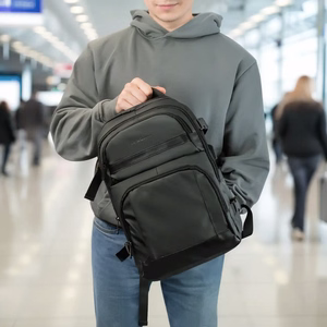 Wozinsky WPW-20L Ceļojumu mugursoma ar kabatu klēpjdatoram 40x20x25 cm bagāžas nodalījumā - melna