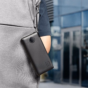 VEGER Portatīvais lādētājs 20000 mAh ar iebūvētu kabeli Micro USB / Type C / Lightning C20 (W2047 / W2059) melns