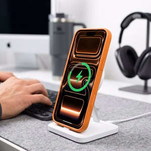 Tech-Protect MagOne CC MagSafe maciņš ar 2 rūdītiem stikliem, paredzēts iPhone 18 Pro Max / 17 Pro Max, caurspīdīgs oranžs