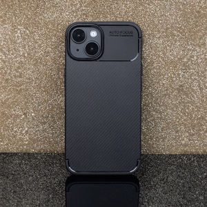 Carbon melns maciņš for iPhone 16 6,1"