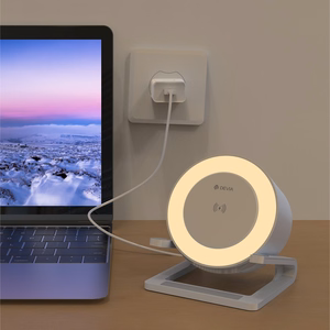 Devia Bluetooth skaļrunis IM-3 ar bezvadu lādētāju 15 W un gaiši baltu krāsu