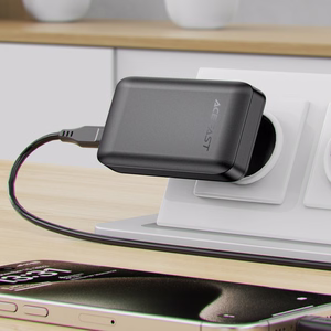 Acefast A100 65W GaN 2 USB-C + USB-A īpaši plāns lādētājs - melns