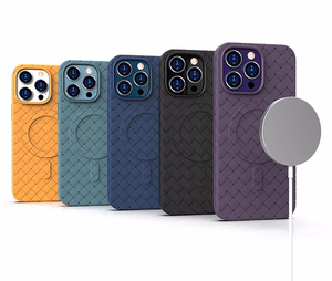 Magnētiskais pīts apvalks iPhone 15 Pro - violets