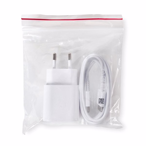 Samsung 25W EP-TA800EWE USB-C sienas lādētājs ar Samsung EP-DA705BWE USB-C / USB-C kabeli rezerves iepakojumā - balts