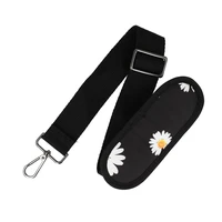 Wonder portatīvā datora soma 15–16 collas melna ar margrietiņām