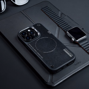 Benks Dynamic Minimalist viedtālruņa apvalks Iphone 16 Pro balts