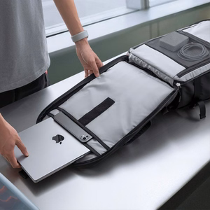 Tech-Protect Defender S70 RYANAIR & WIZZAIR 24 l klēpjdatora mugursoma, melna