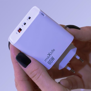 Maxlife MXTC-09-65ACC GaN PD QC lādētājs 2x USB-C 1x USB 65W balts