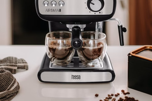Pusautomātiskais kafijas automāts TEESA AROMA 400