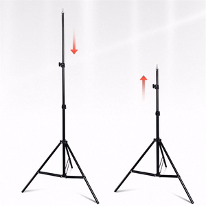 Projector screen Reach MB01 100"