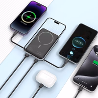 Tech-Protect LifeMag PB31 portatīvais lādētājs ar MagSafe 10000mAh 15W USB-C / USB-A / iebūvētu USB-C / Lightning kabeļiem - melna