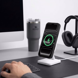 Tech-Protect Ion Carbon MagSafe vāciņš iPhone 18 Pro Max / 17 Pro Max – melns un sudrabains