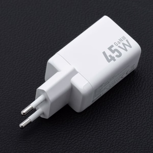 FORCELL F-ENERGY Mini GaN III VT-36B ceļojumu lādētājs ar 2 x Type C pieslēgvietām, PD QC4.0 45W balts