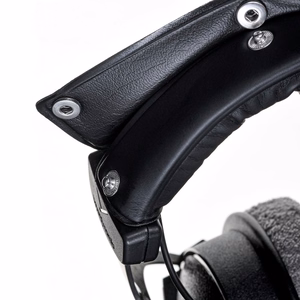 Beyerdynamic DT 770 PRO – studijas austiņas, slēgta tipa, 250 Ω, melnas (459046)