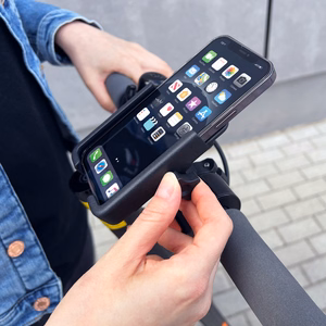 Wozinsky metal bicycle phone turētājs, scooters melns (WBHBK3)