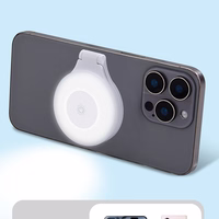 Magnētiskais telefona statīvs ar gaismu saderīgs ar MagSafe L8 balts