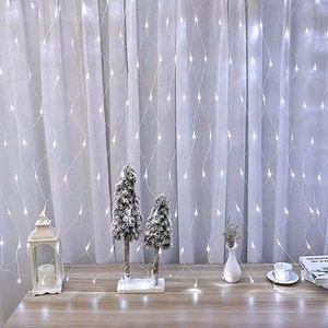 LED aizkars (240 spuldzītes) 3M x 3M auksti balts