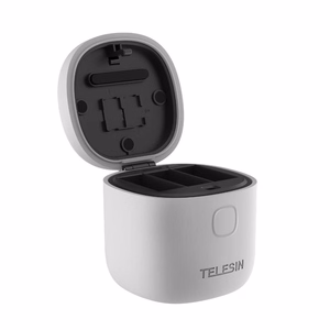 3 slotu ūdensizturīgs lādētājs Telesin Allin kārba GoPro Hero 12 / Hero 11 / Hero 10 / Hero 9