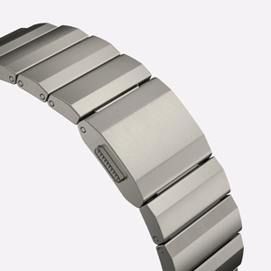 Tech-Protect SteelBand для Apple Watch 4 / 5 / 6 / 7 / 8 / 9 / SE / Ultra 1 / 2 (42/44/45/49 mm) - титановый