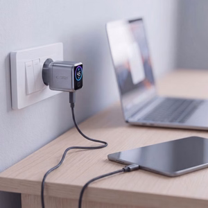Tech-Protect PowerVision NC45W-GaN 1 pieslēgvietu sienas lādētājs, PD 45W – tumši pelēks