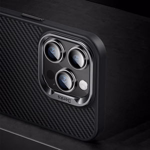 Benks Magnētiskais Hybrid Armor Pro Kevlar apvalks viedtālrunim iPhone 15 Plus ar metāla rāmi 600D - melns
