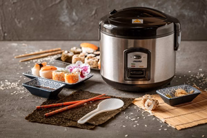 Mesko MS 6411 – rīsu vārīšanas katls, 1000 W, 1,5 l, nerūsējošais tērauds / melns