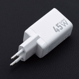 FORCELL F-ENERGY Mini GaN III VT-36 ceļojumu lādētājs ar 1 x Type C + 1x USB A pieslēgvietām, PD QC4.0 45W balts