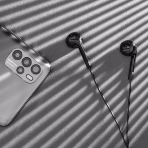 Kruger&Matz C2 USB-C ausīs ievietojamas austiņas ar mikrofonu, melnas