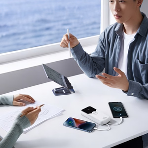 Wozinsky WFC-15W 20000mAh 22.5W PD20W portatīvais lādētājs ar iebūvētiem Lightning un USB-C kabeļiem - balts