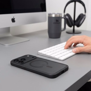 Tech-Protect Magmat MagSafe CC maciņš iPhone 18 Pro / 17 Pro, matēts melns