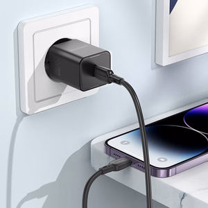 Borofone Sienas lādētājs BN13 Safety GaN - Type C - PD 30W ar Type C uz Lightning kabeli melns