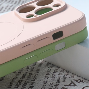 Magnētiskā saderīgs silikona viedtālruņa apvalks iPhone 15 Pro - krēmkrāsas