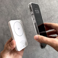 Portatīvais lādētājs Puro Mag Plus 5000mAh 20W Qi2 saderīgs ar MagSafe 1x USB-C Power Delivery - balta