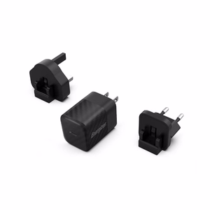 Energizer Ultimate A20MU GaN ceļojumu sienas lādētājs ar EU / UK / US spraudņiem, USB-C, 20 W PD, melns