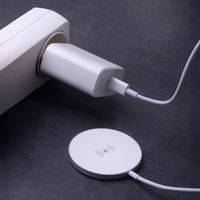 Forever MAWC-400 magnētiskais bezvadu lādētājs 15W balts 3in1