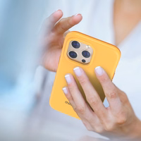 Viedtālruņa apvalks iPhone 13 Pro – ar MagSafe, izturīgs pret kritieniem, oranžs (PC0113-MFM-YE)