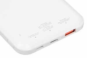 iBox IPB10 portatīvais lādētājs litija jonu 10000 mAh balts