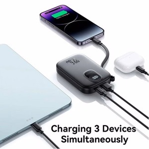 Portatīvais lādētājs Joyroom JR-PBF18 melns 10000mAh 22.5W PD / QC3.0 + integrēts Lightning kabelis + Type-C kabelis