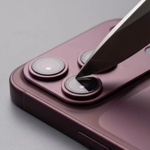Tech-Protect Camfull Fit+ rūdīta stikla kameras aizsargs iPhone 18 Pro Max, bordo