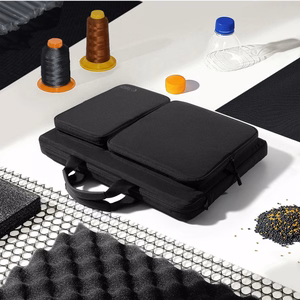 Tech-Protect Defender soma 17" portatīvajam datoram - melna