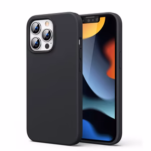 Силиконовый защитный чехол Ugreen для iPhone 13 Pro чёрный