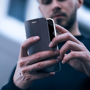 SENSITIVE grāmatas tipa viedtālruņa apvalks IPHONE 16 Plus melns