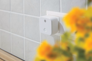 Yale ConnectX Wi-Fi tilts balts
