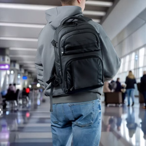 Wozinsky WPW-20L Ceļojumu mugursoma ar kabatu klēpjdatoram 40x20x25 cm bagāžas nodalījumā - melna