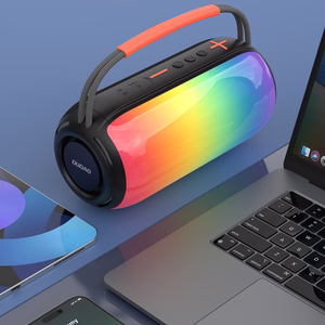 Dudao Y21 bezvadu skaļrunis ar RGB apgaismojumu Bluetooth 5.3 - melns