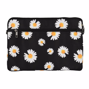 Wonder Sleeve Laptop 17 inches black daisies